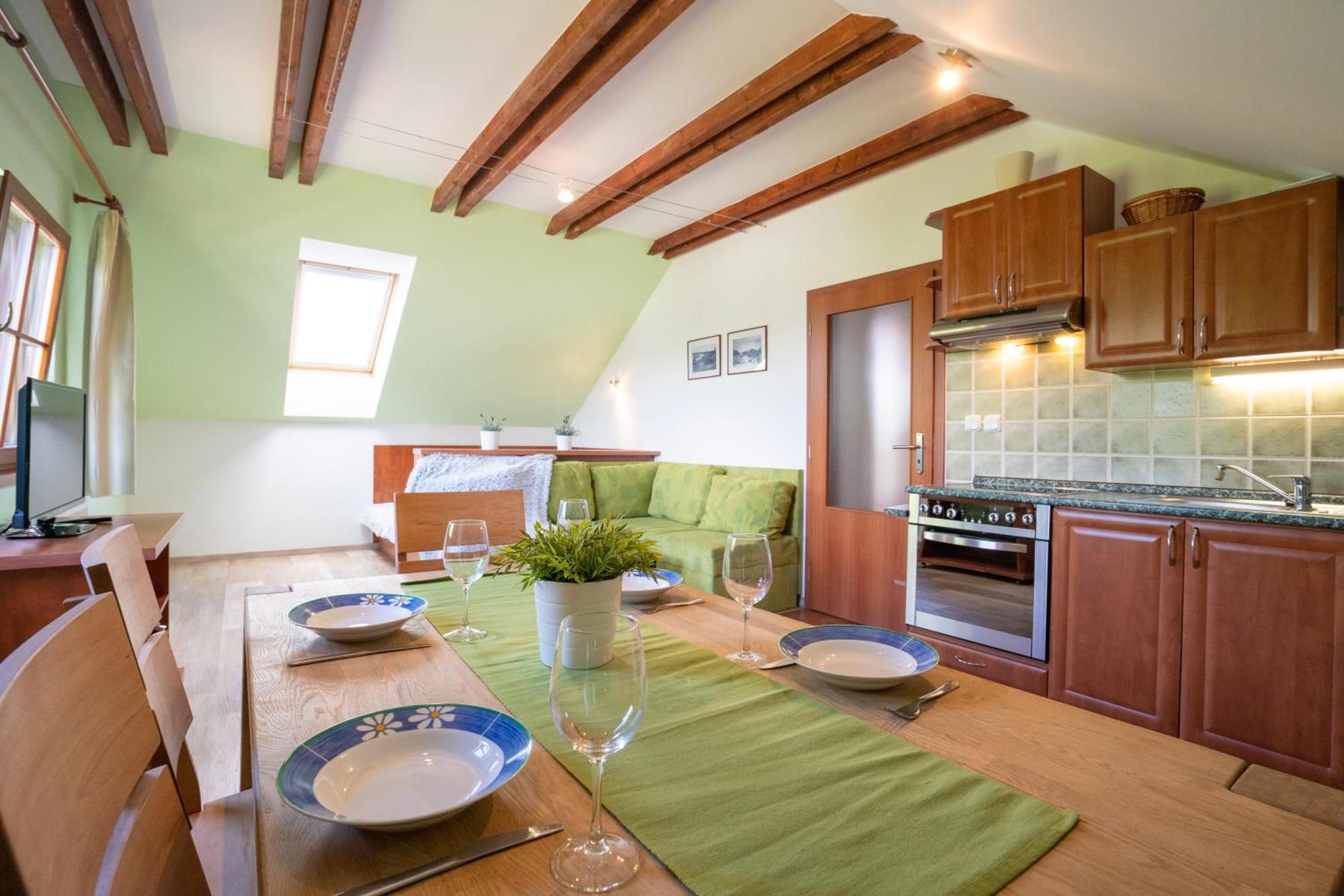 Apartman Lipa-Lipno Lipno nad Vltavou Exteriör bild